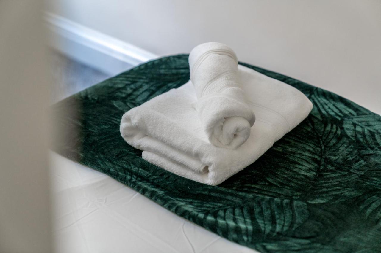 Redhill Surrey 2 Bedroom Pet Friendly Apartment By Sublime Stays Dış mekan fotoğraf