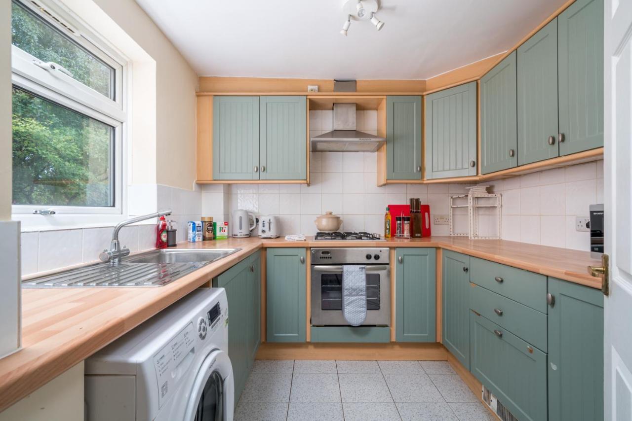 Redhill Surrey 2 Bedroom Pet Friendly Apartment By Sublime Stays Dış mekan fotoğraf